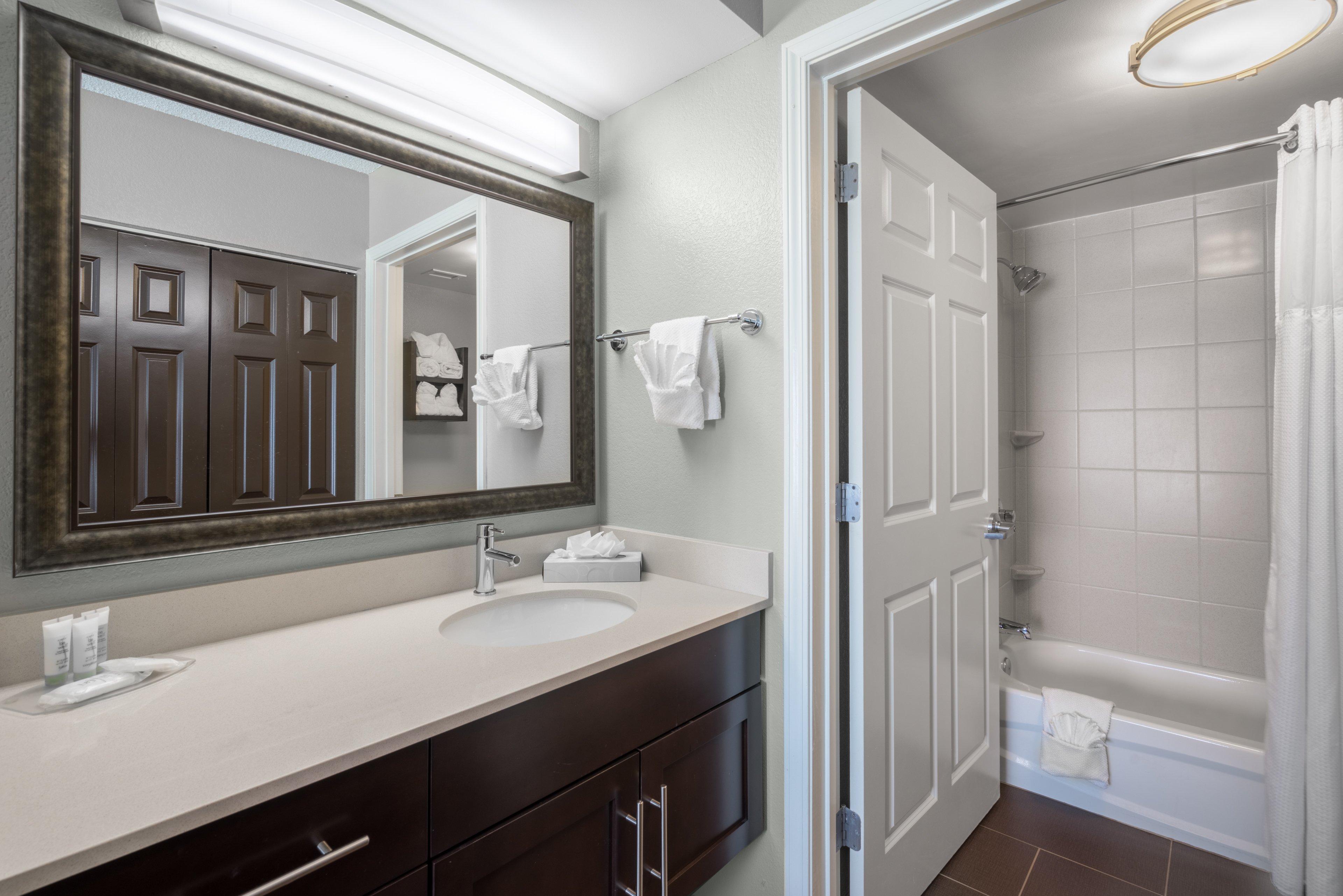 Staybridge Suites Wilmington-Newark By Ihg Экстерьер фото